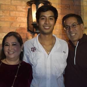 Meet your Posher, Aaron